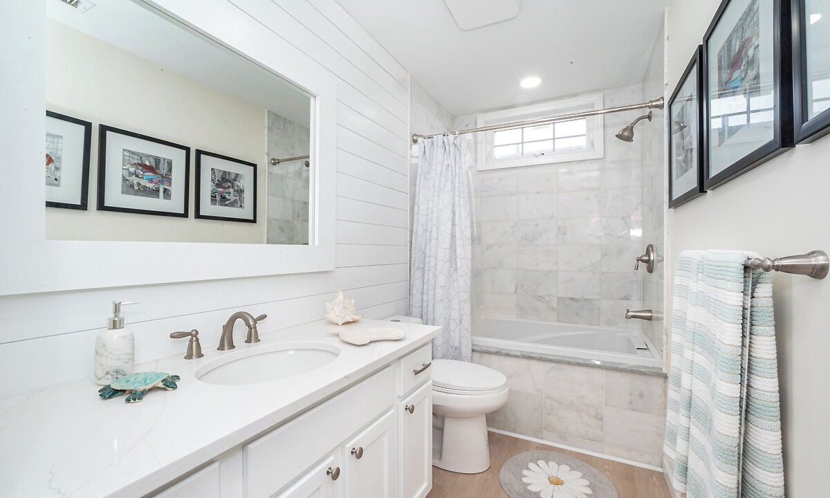 Photo of Bathroom in North End