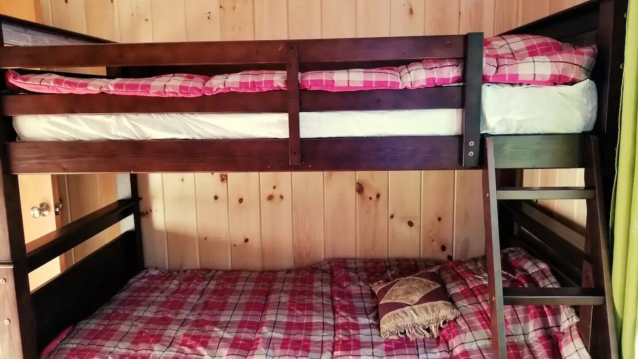 Photo of Bedroom in Indian Lake