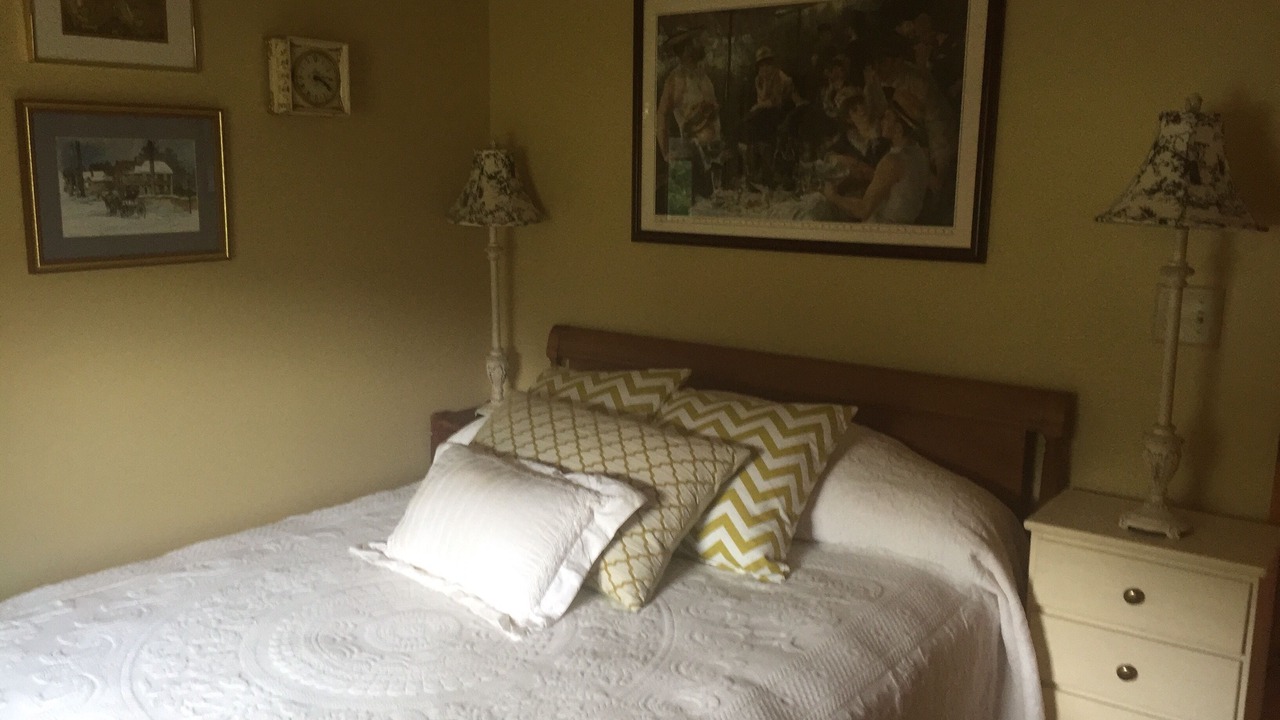 Photo of Bedroom in Forest Dale