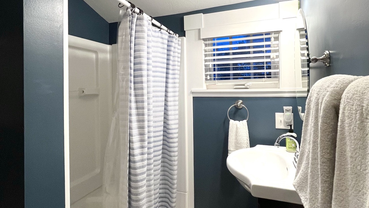 Photo of Bathroom in Ogunquit