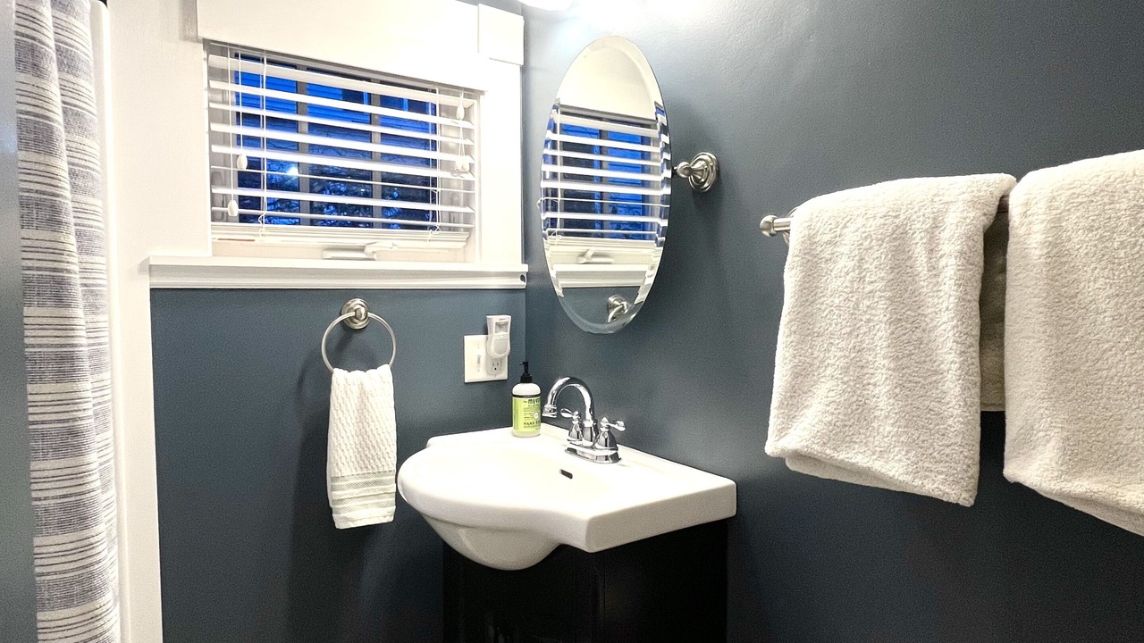Photo of Bathroom in Ogunquit