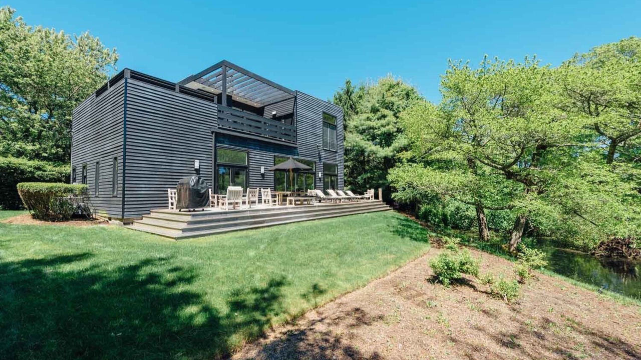 Photo of Outdoor in Water Mill