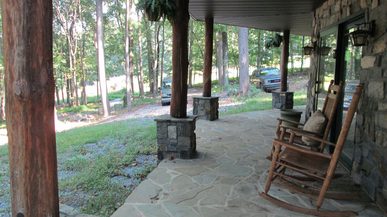 Photo of Patio Balcony in Boonsboro