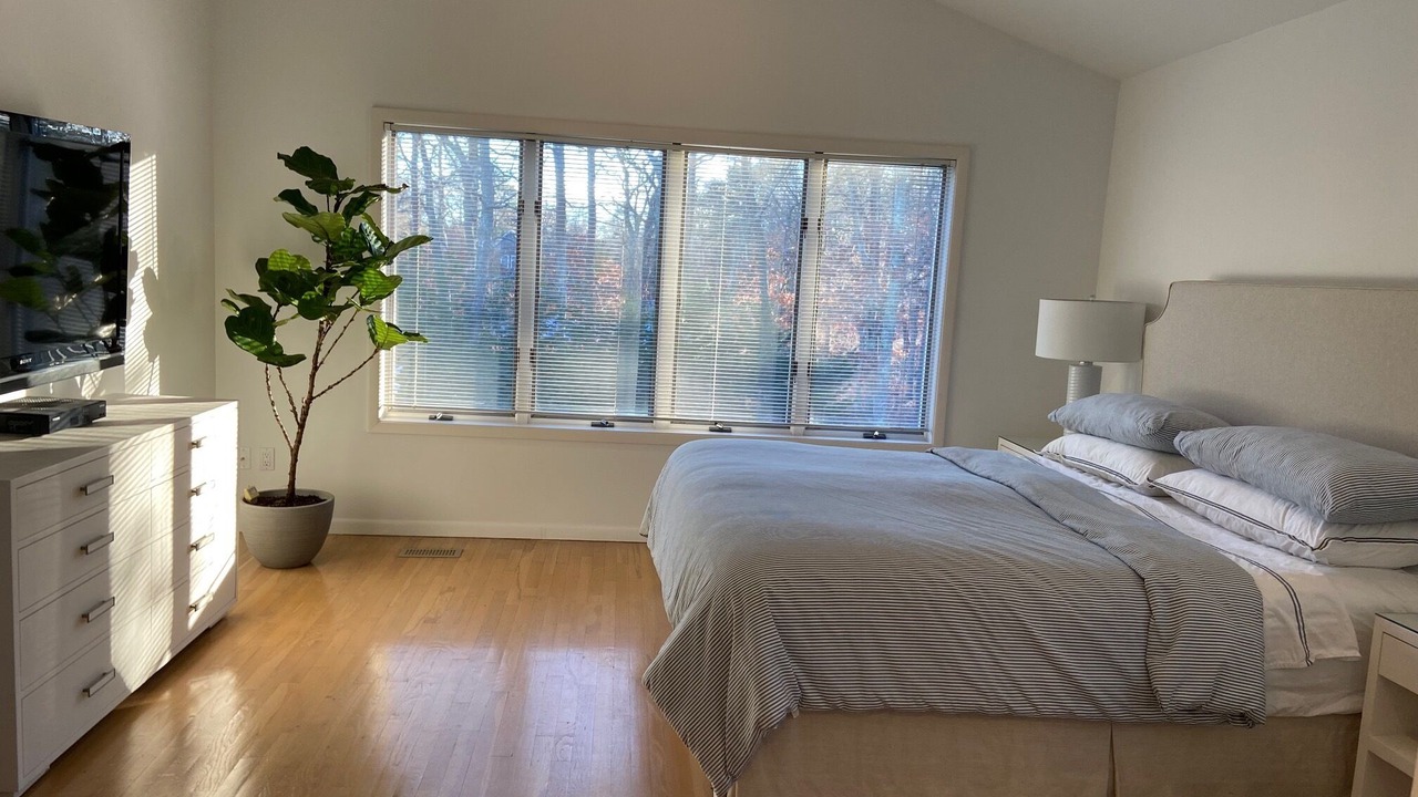 Photo of Bedroom in East Quogue