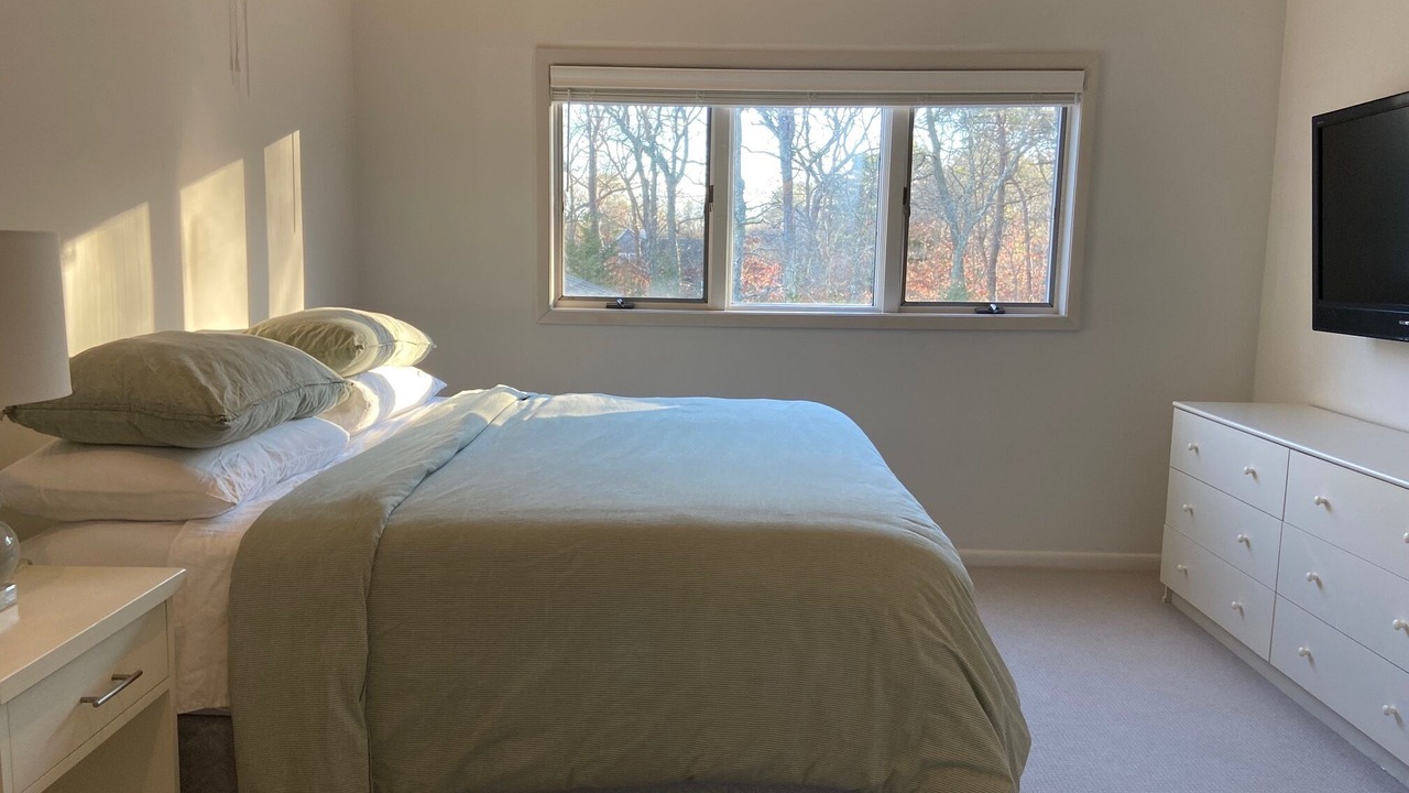 Photo of Bedroom in East Quogue