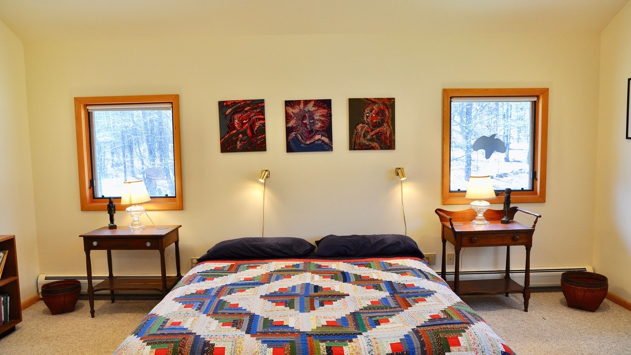Photo of Bedroom in Bovina Center