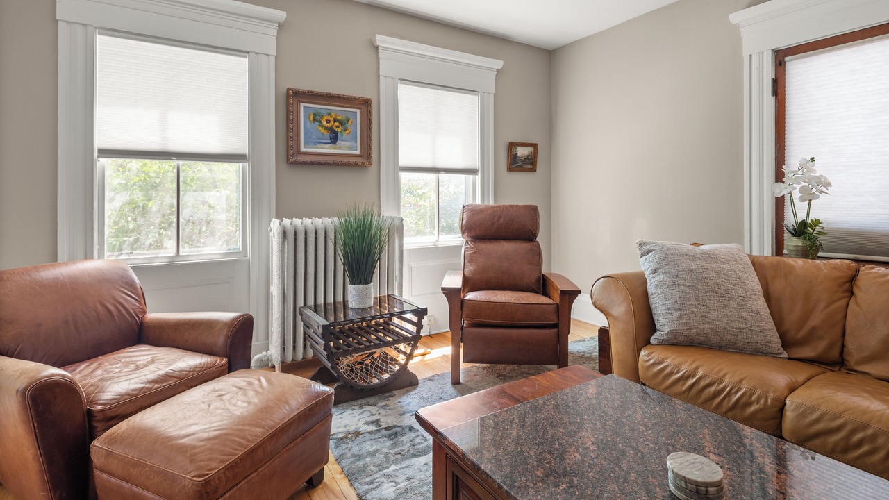 Photo of Livingroom in Old North End