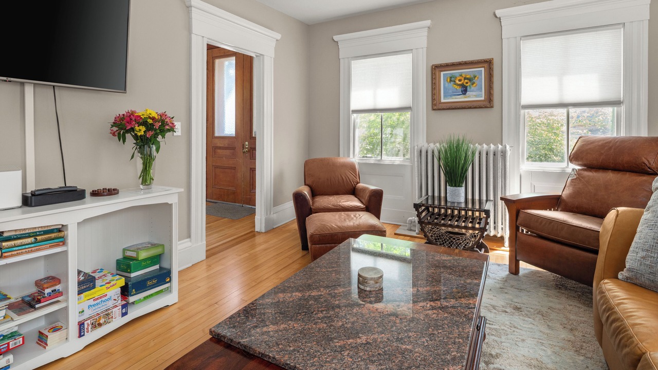 Photo of Livingroom in Old North End