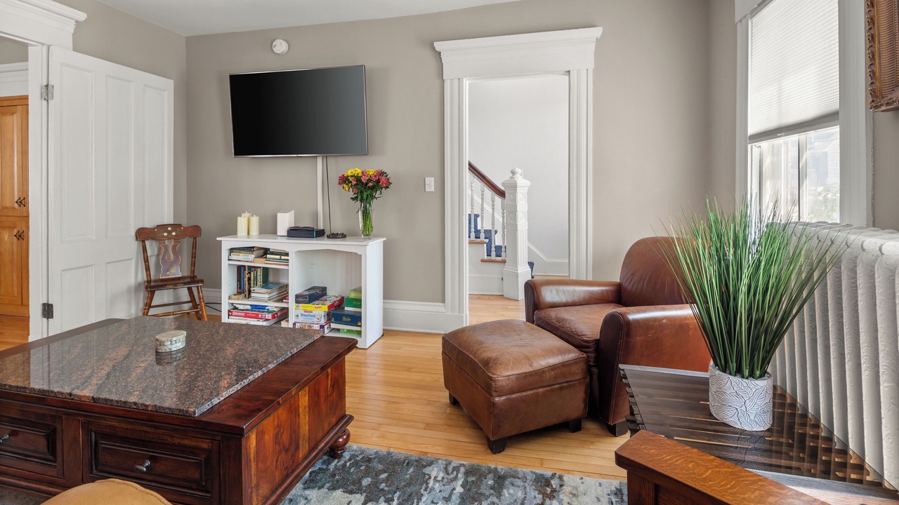 Photo of Livingroom in Old North End