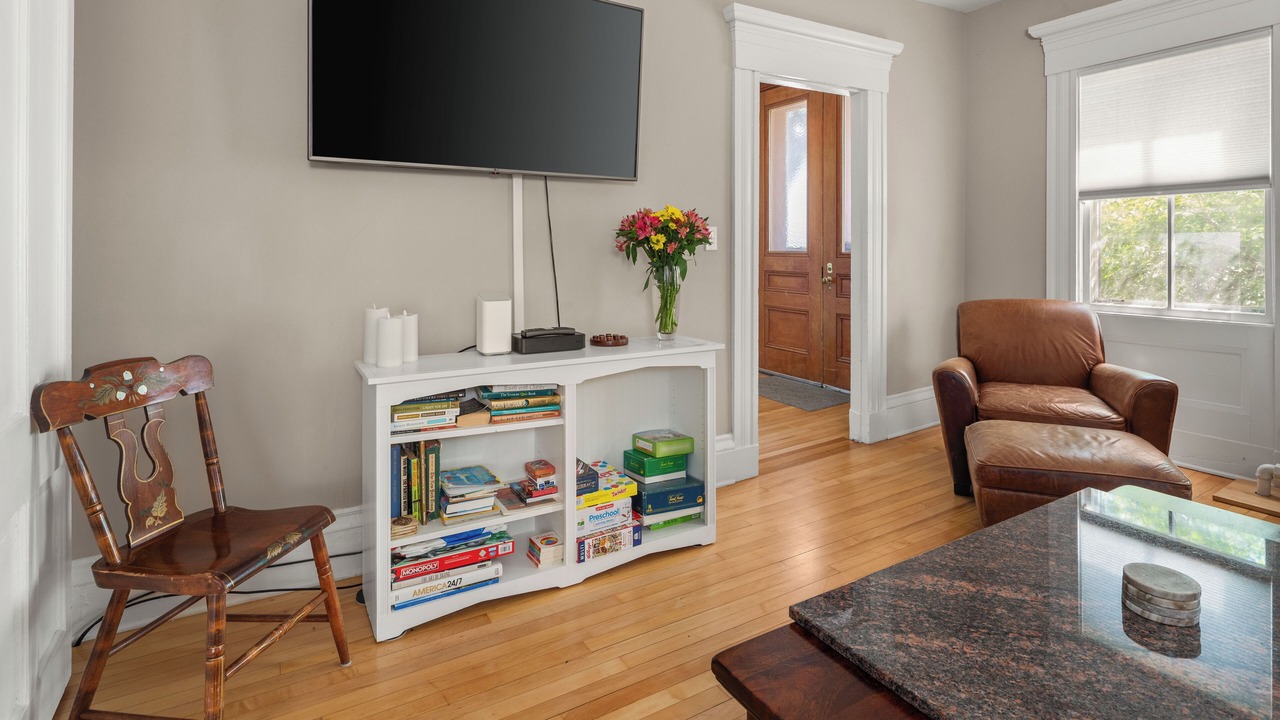 Photo of Livingroom in Old North End