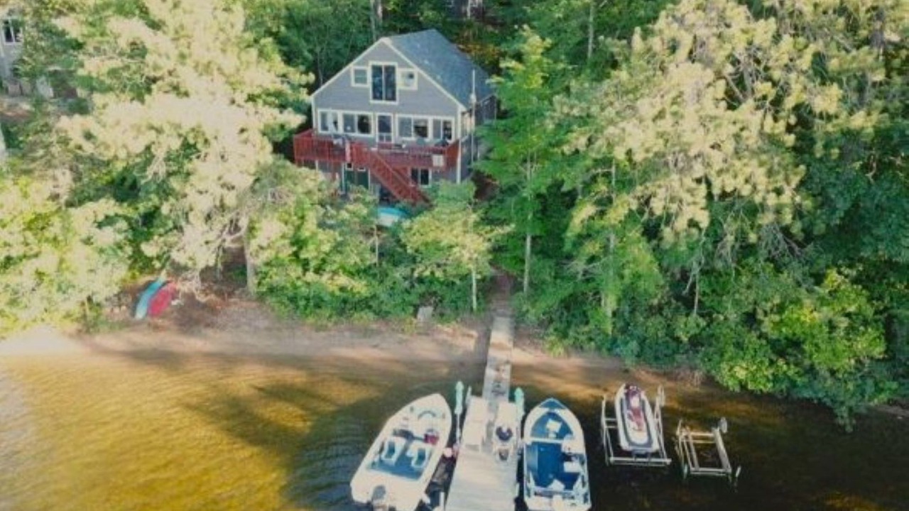 Photo of Others in The Bays