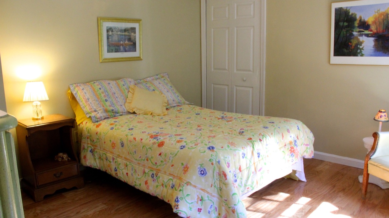 Photo of Bedroom in York Beach