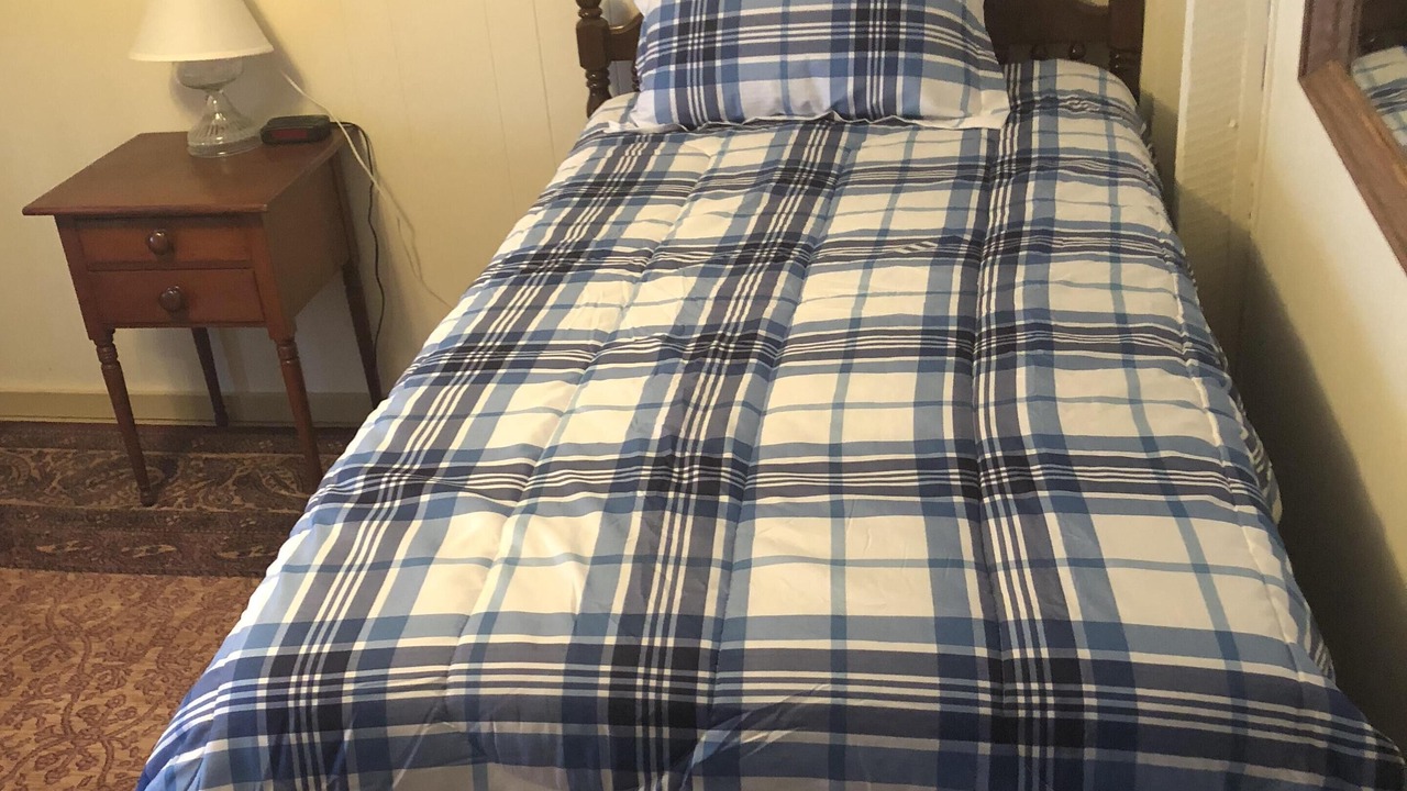 Photo of Bedroom in Johnsburg
