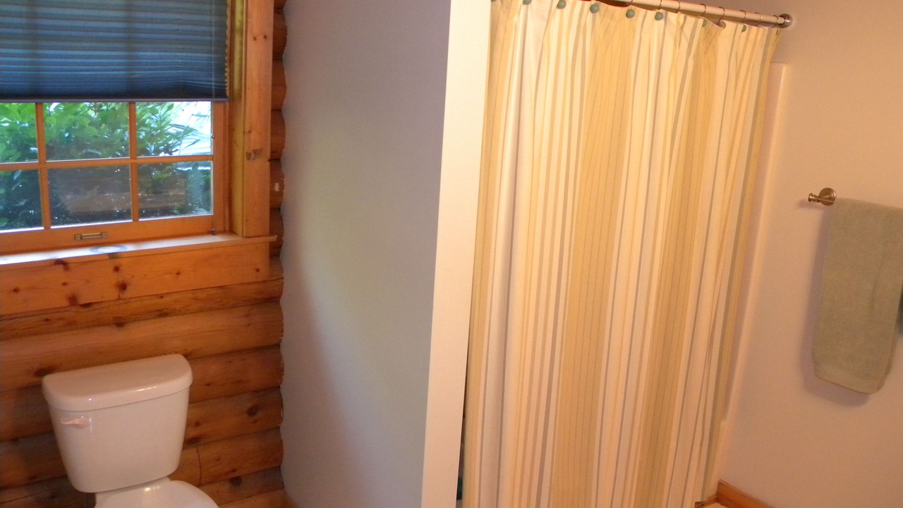 Photo of Bathroom in Merifield Acres