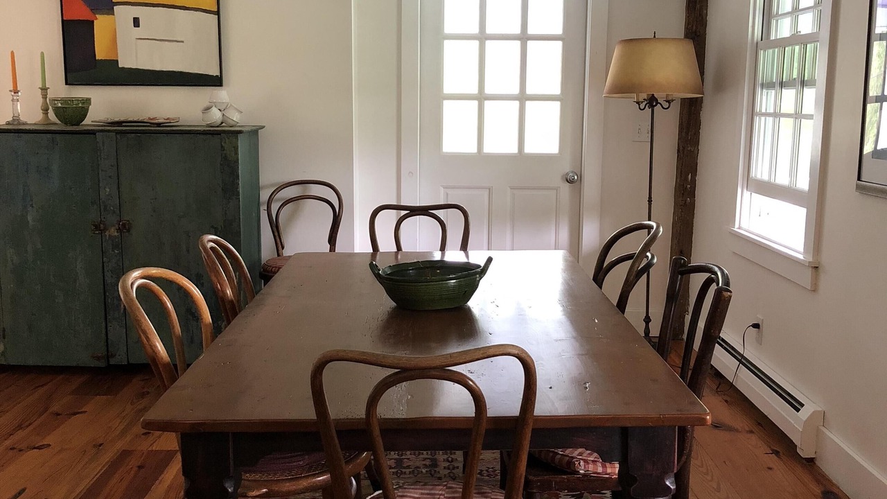 Photo of Livingroom in Tyringham