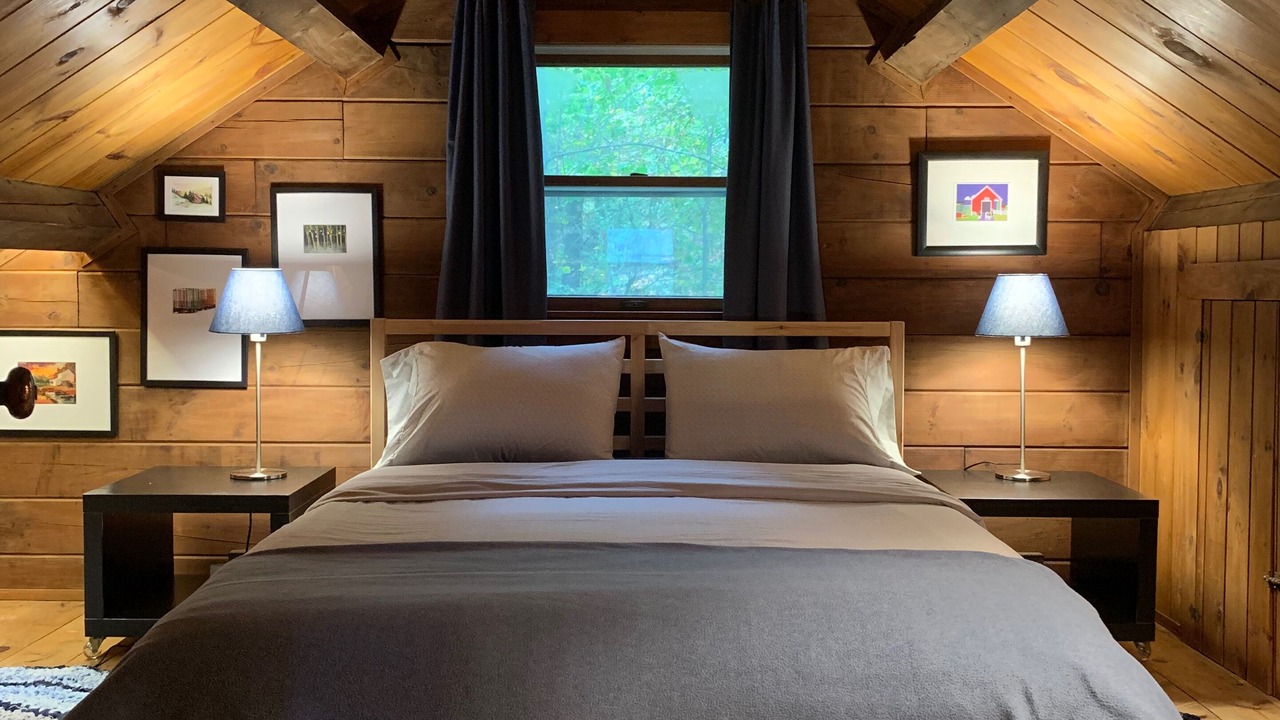 Photo of Bedroom in Woodsville