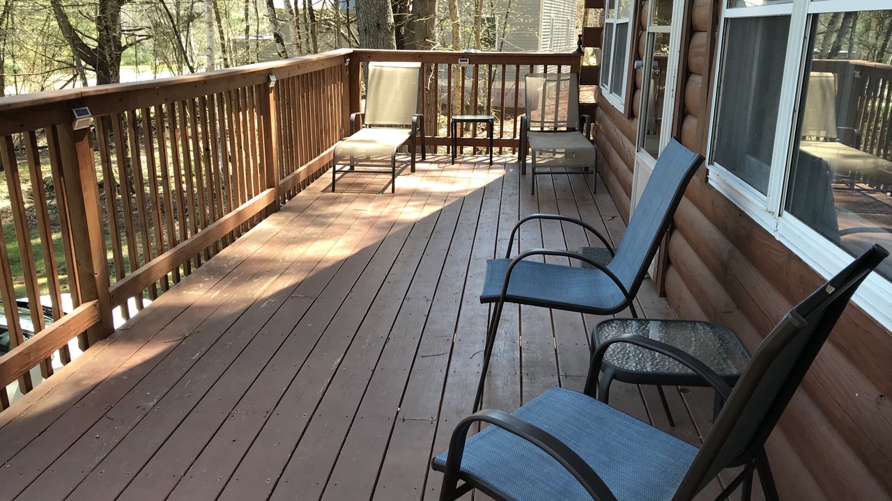 Photo of Patio Balcony in Woodsville
