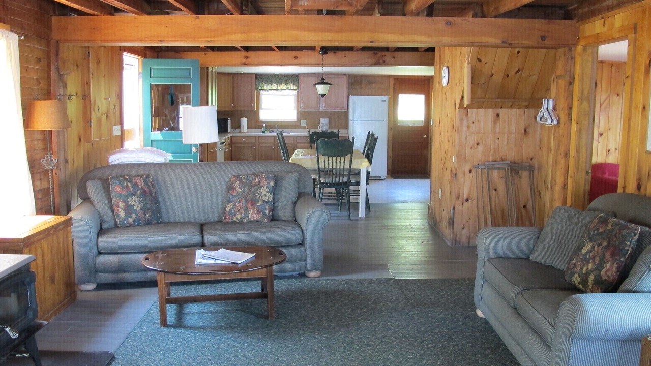 Photo of Livingroom in Center Lovell