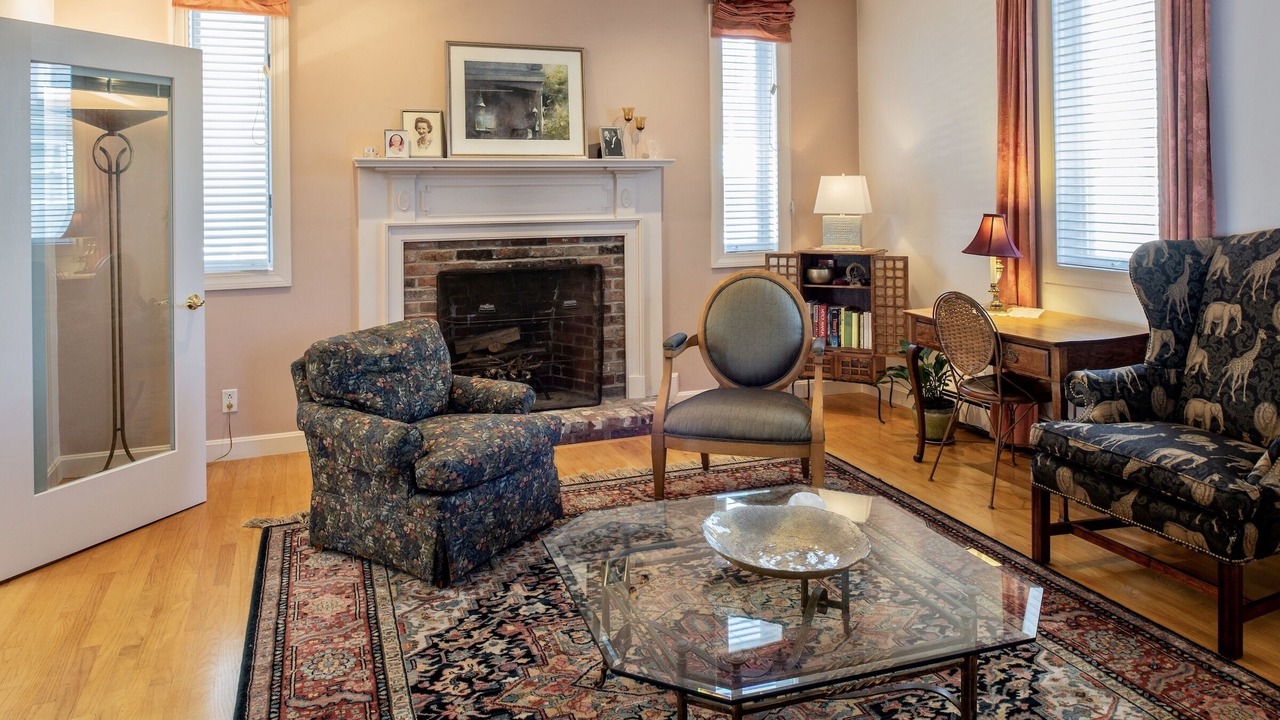 Photo of Livingroom in Gloucester