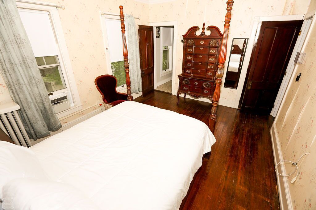 Photo of Bedroom in Oneonta