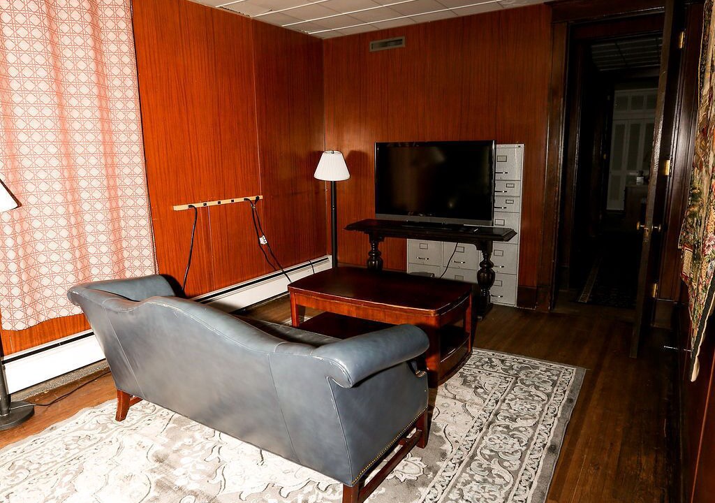 Photo of Livingroom in Oneonta