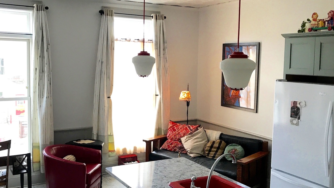 Photo of Livingroom in East Aurora