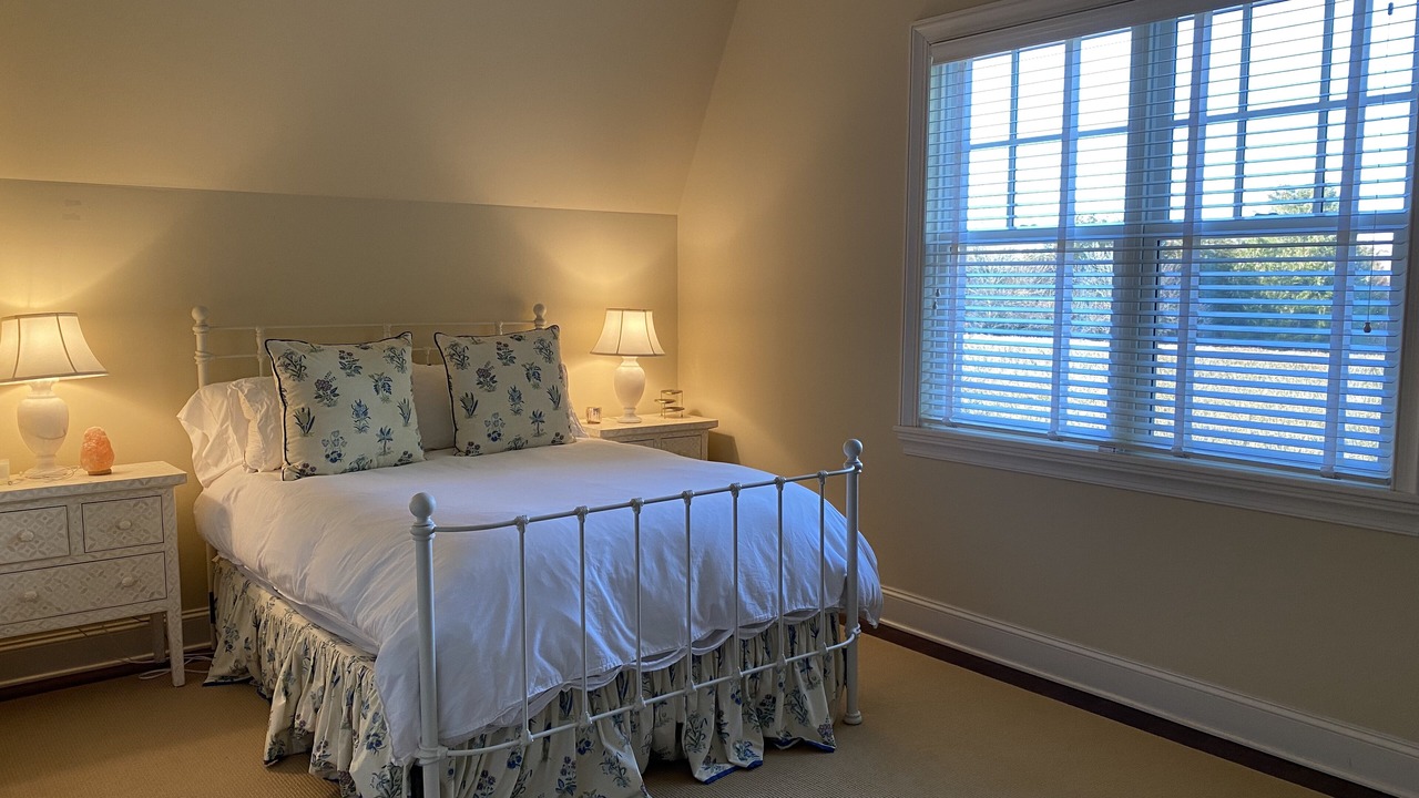 Photo of Bedroom in Village of Southampton