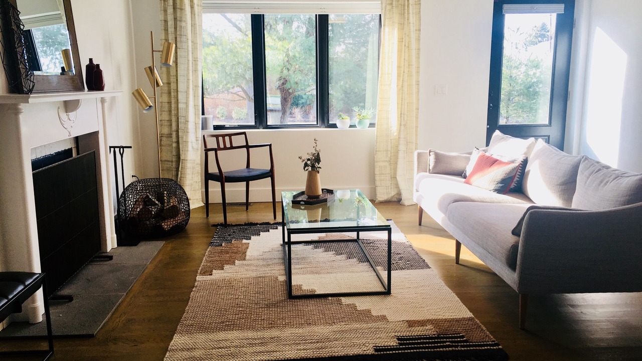 Photo of Livingroom in Bellport