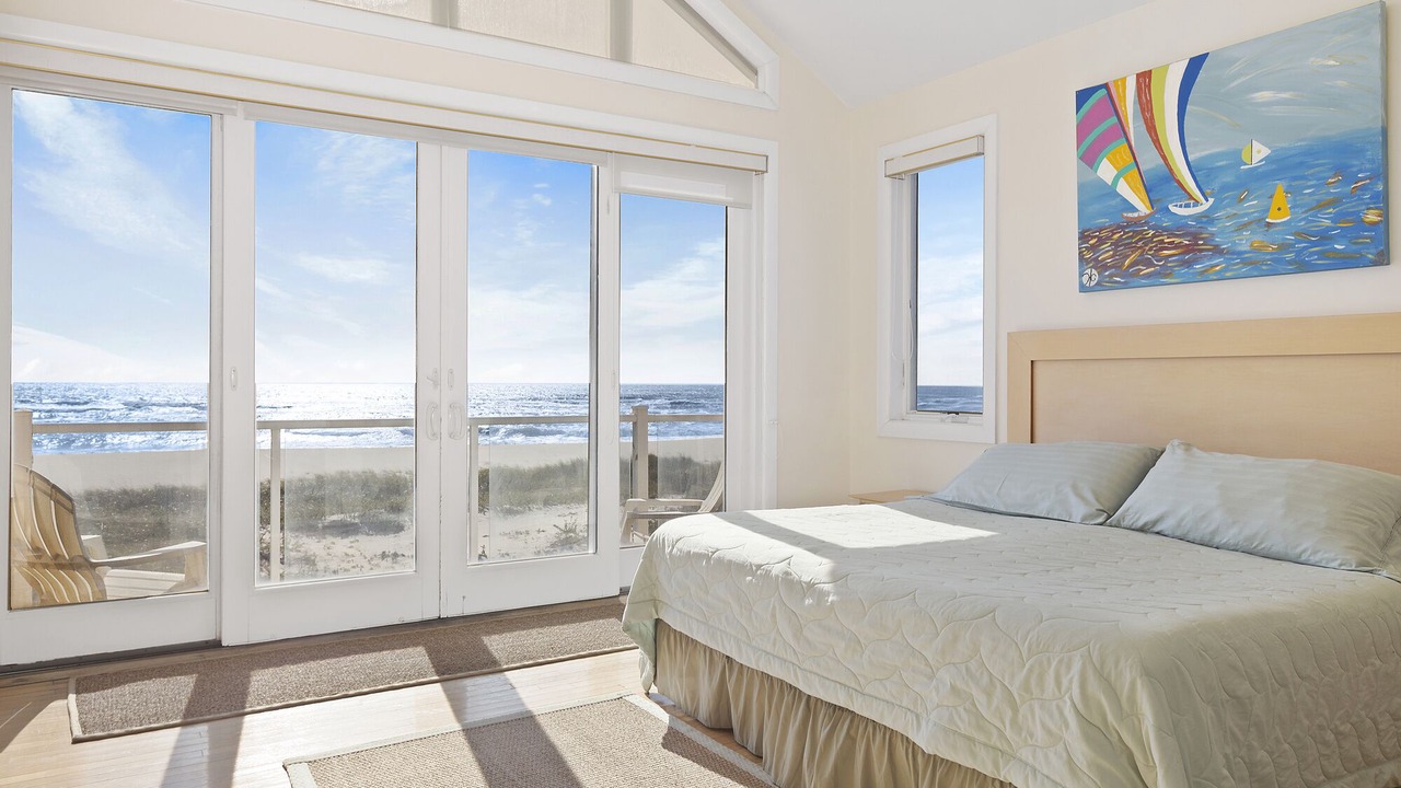 Photo of Patio Balcony in West Hampton Dunes