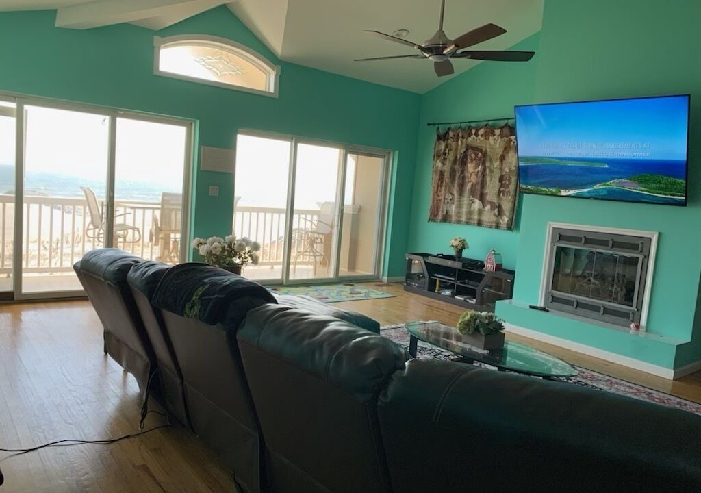 Photo of Bedroom in Long Beach