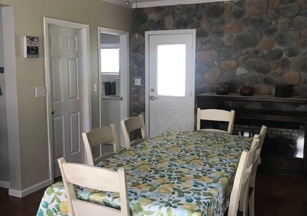 Photo of Livingroom in Bolton Landing