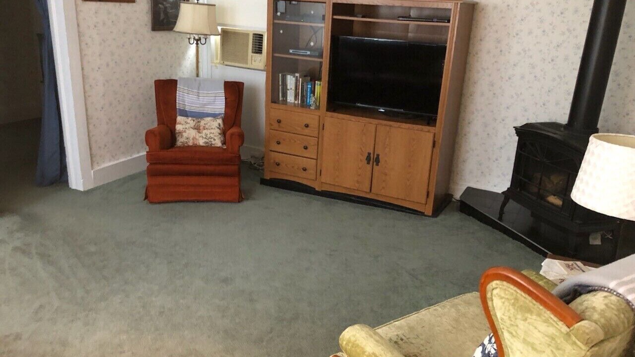Photo of Livingroom in Cooperstown - Otsego Lake