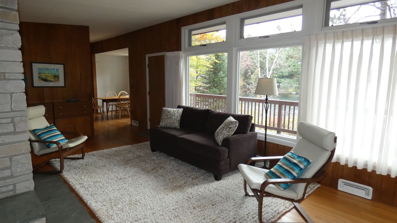 Photo of Livingroom in New London