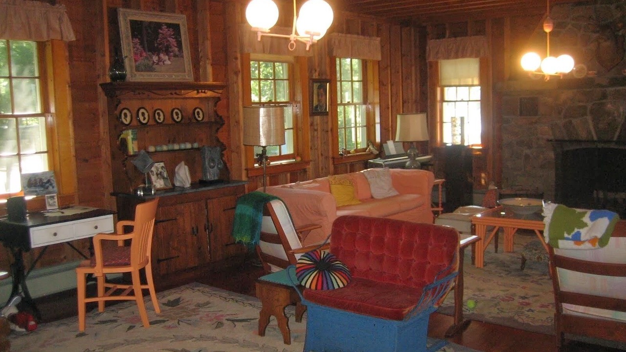 Photo of Livingroom in Brant Lake