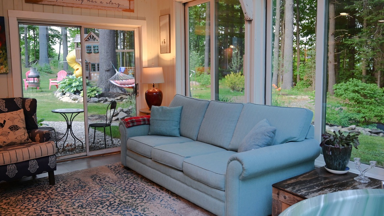 Photo of Livingroom in North Troy