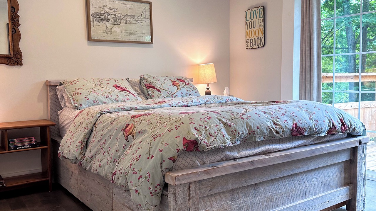 Photo of Bedroom in North Troy