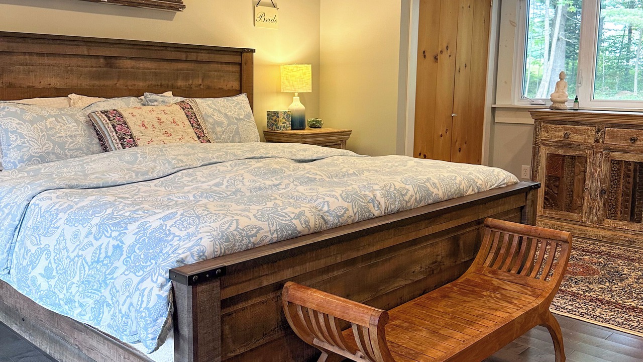 Photo of Bedroom in North Troy