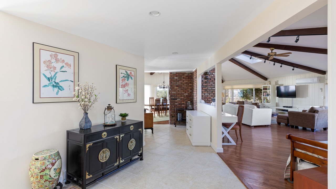 Photo of Livingroom in Montauk