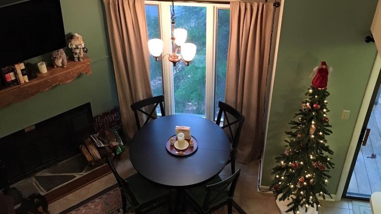 Photo of Bedroom in Wintergreen