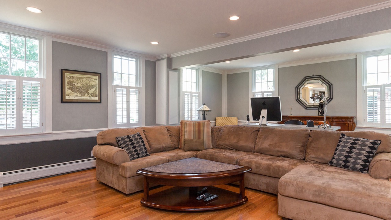 Photo of Livingroom in Portsmouth