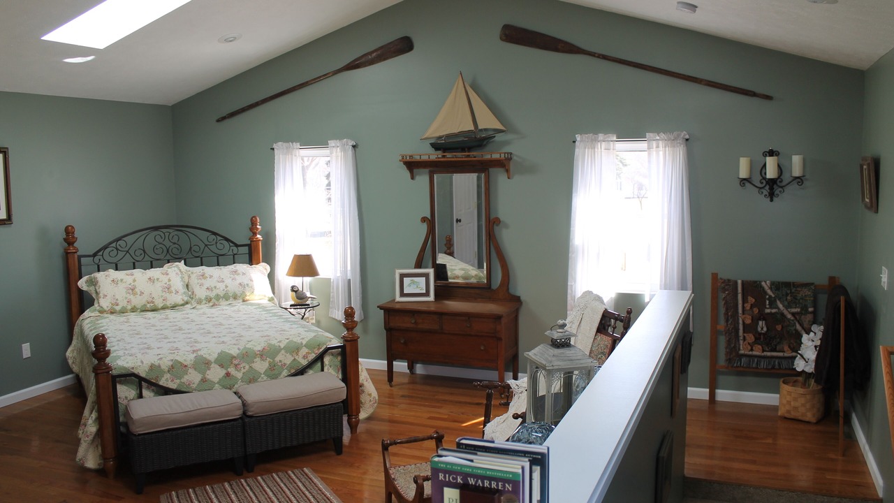 Photo of Bedroom in Lake City
