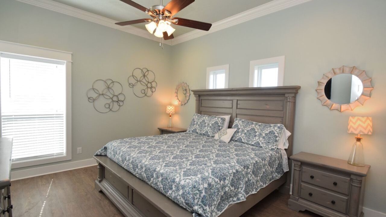 Photo of Bedroom in Port Bolivar