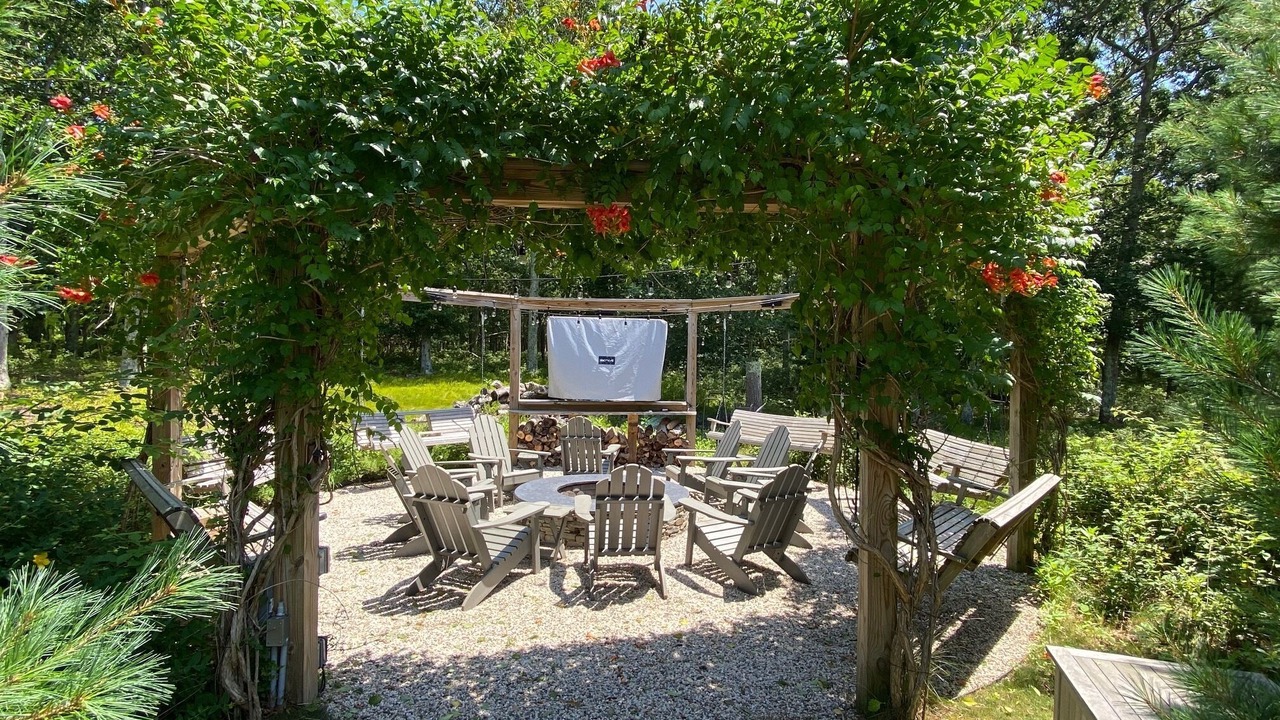 Photo of Outdoor in Northwest Harbor