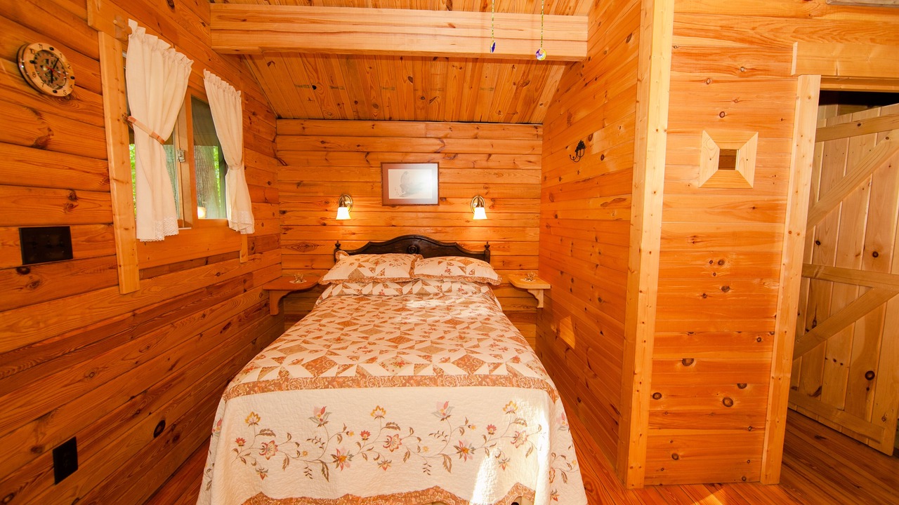 Photo of Bedroom in Montour Falls
