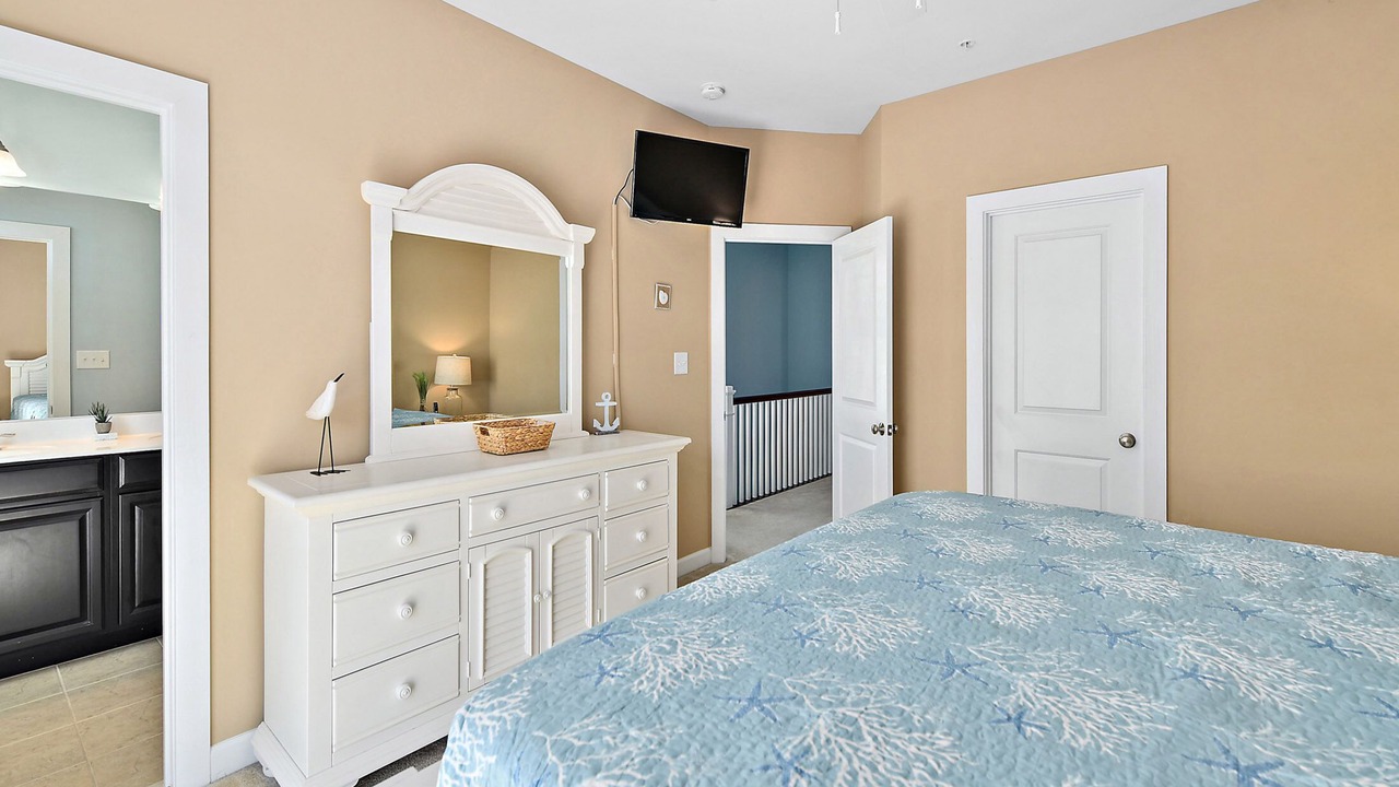 Photo of Bedroom in West Ocean City