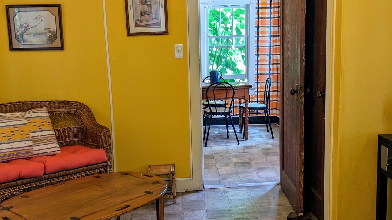 Photo of Livingroom in White Lake