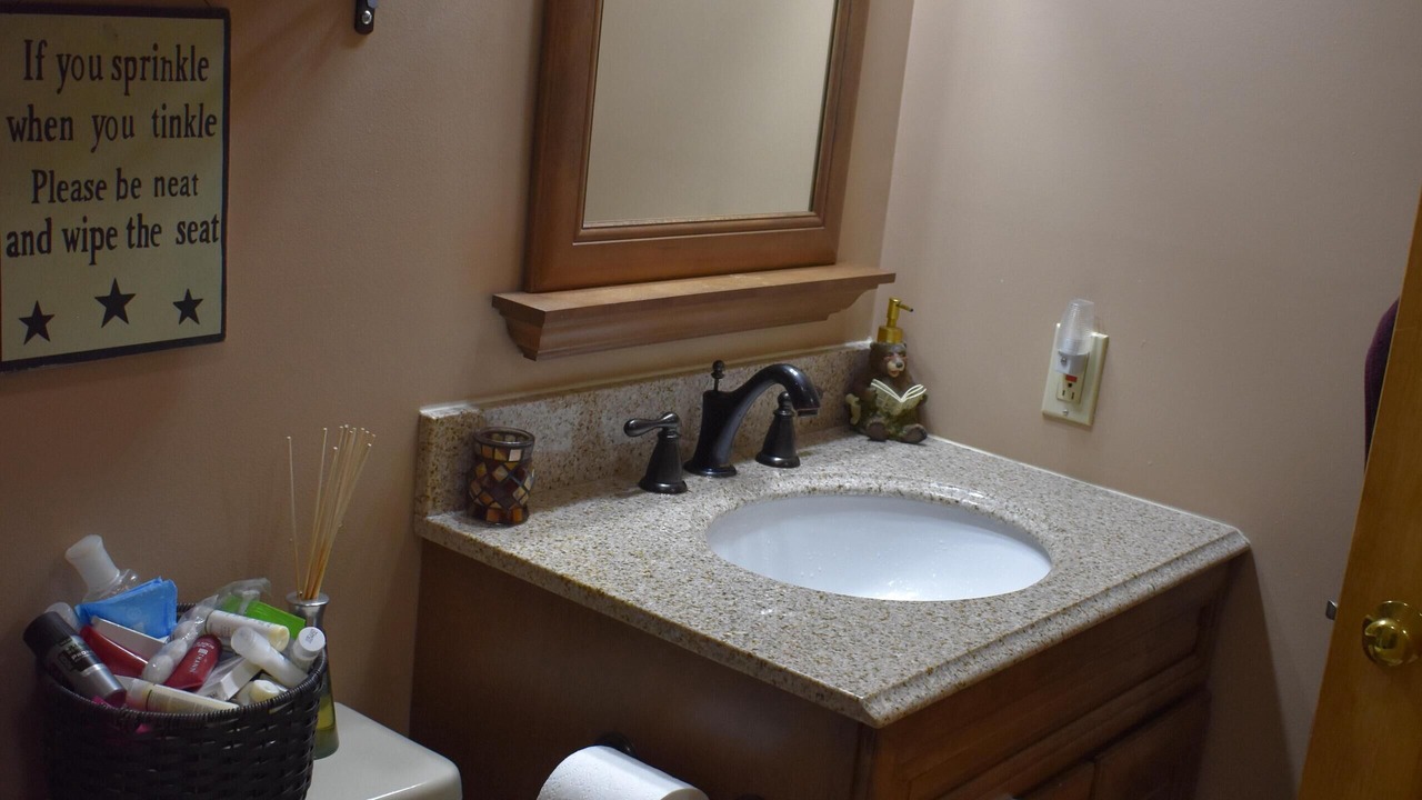 Photo of Bathroom in Center Conway