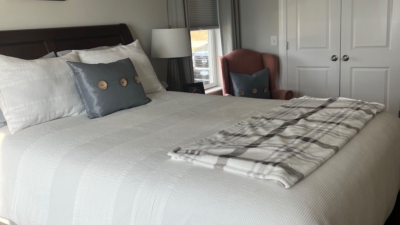 Photo of Bedroom in Saratoga Springs