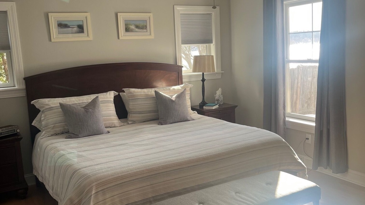 Photo of Bedroom in Saratoga Springs