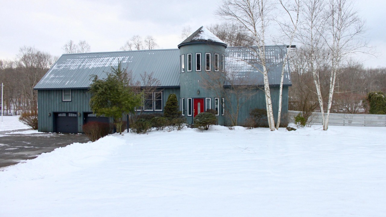 Photo of Outdoor in Hillside Lake